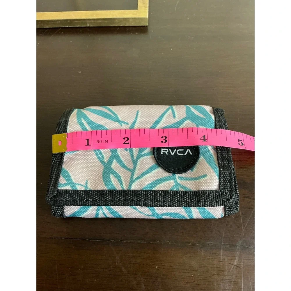 RVCA Wallet Women's Trifold Pink‎ Blue Palm Leaf Print Travel Accessory
